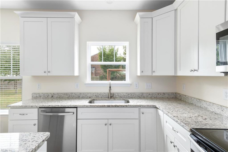 Photo 17 of 49 residential for sale in Norfolk virginia
