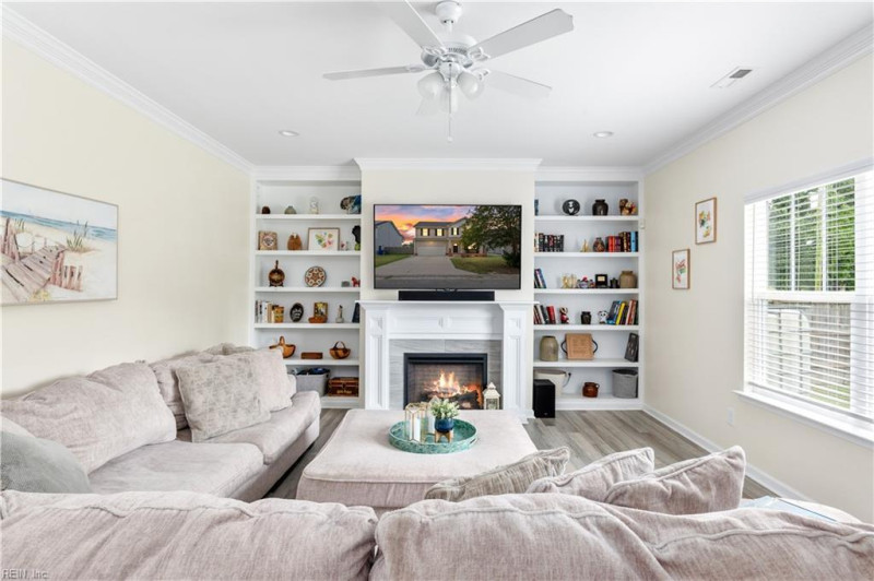 Photo 21 of 49 residential for sale in Norfolk virginia