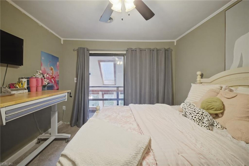 Photo 13 of 25 residential for sale in Suffolk virginia