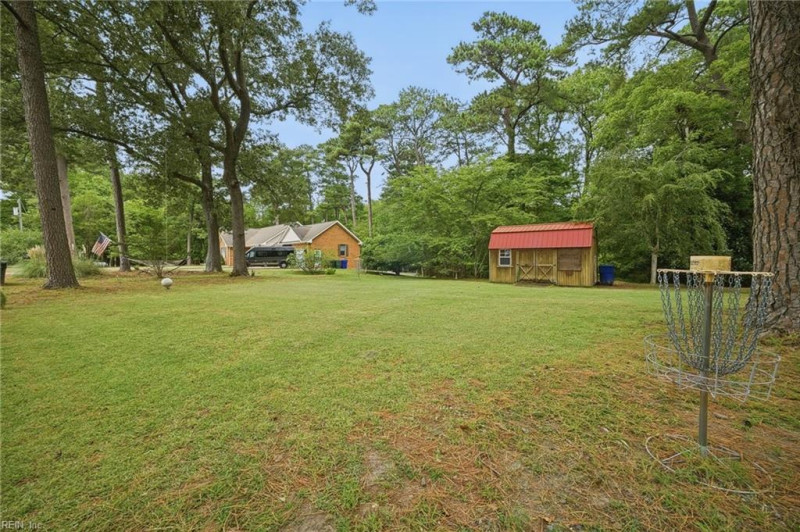 Photo 23 of 25 residential for sale in Suffolk virginia