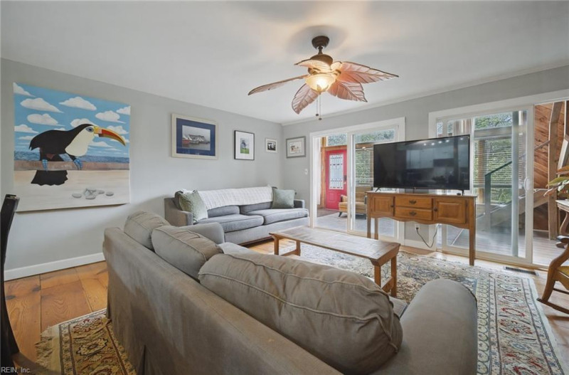 Photo 5 of 25 residential for sale in Suffolk virginia