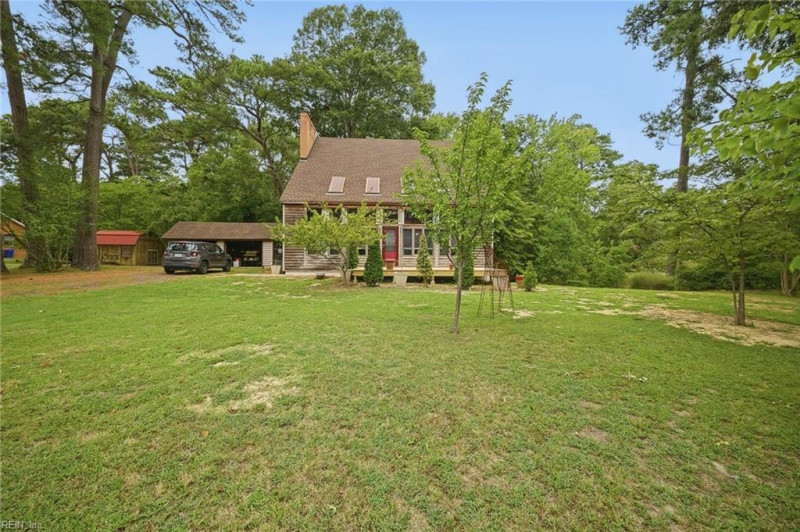 Photo 6 of 25 residential for sale in Suffolk virginia
