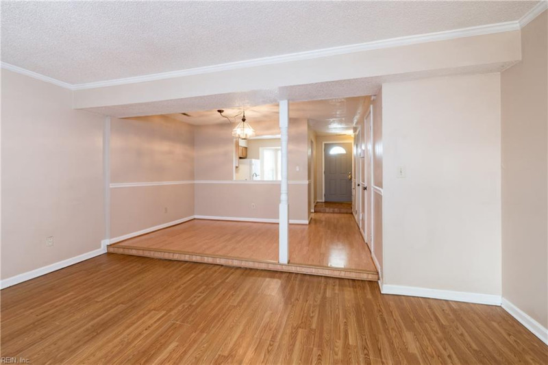 Photo 11 of 20 residential for sale in Virginia Beach virginia