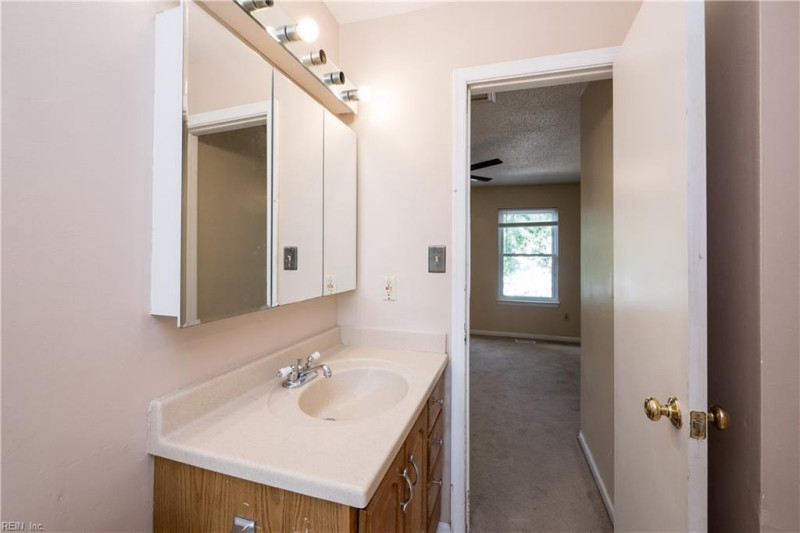 Photo 19 of 20 residential for sale in Virginia Beach virginia