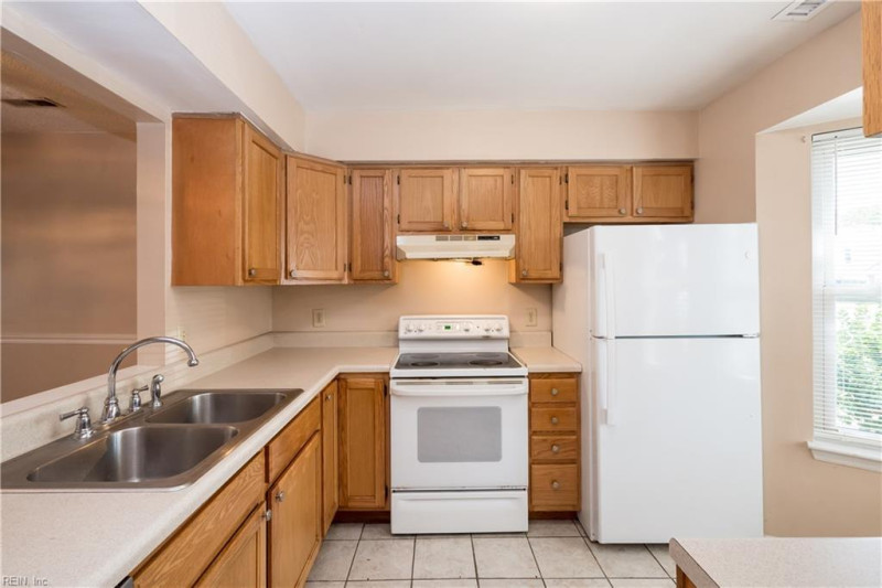 Photo 6 of 20 residential for sale in Virginia Beach virginia