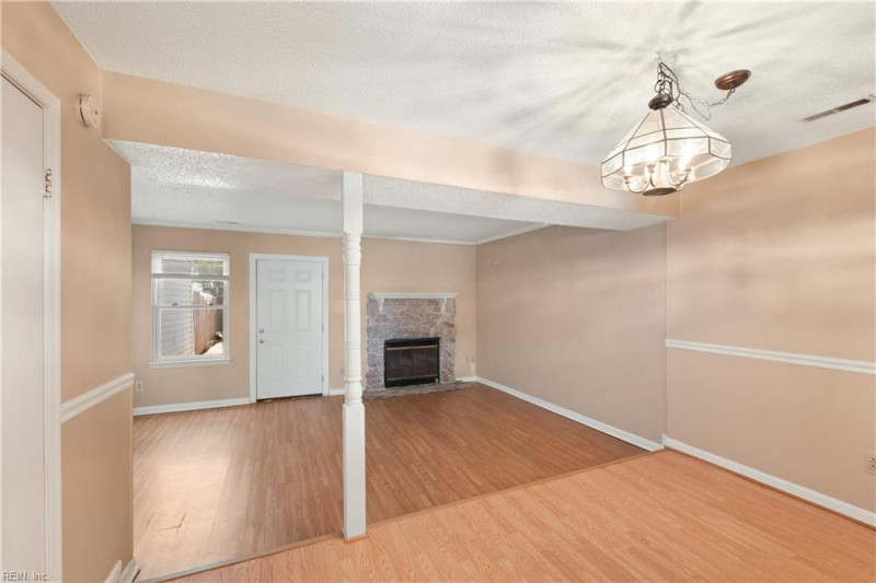 Photo 8 of 20 residential for sale in Virginia Beach virginia
