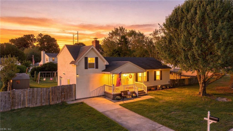 Photo 2 of 44 residential for sale in Chesapeake virginia