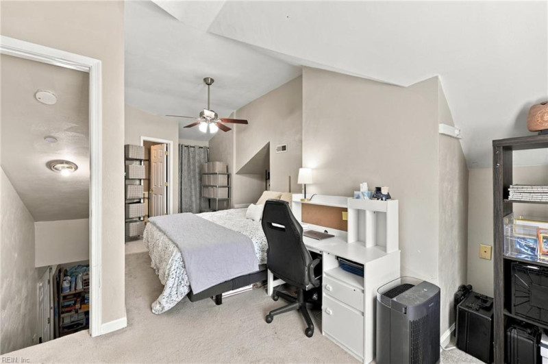 Photo 21 of 44 residential for sale in Chesapeake virginia