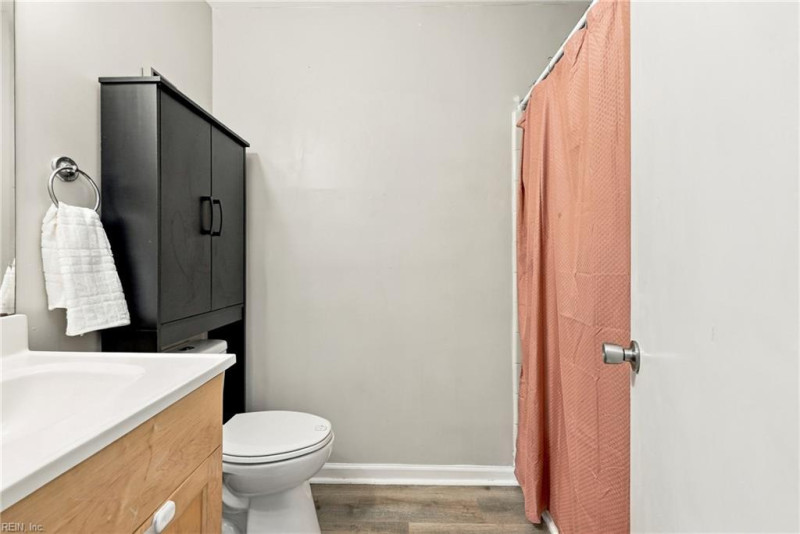 Photo 26 of 44 residential for sale in Chesapeake virginia