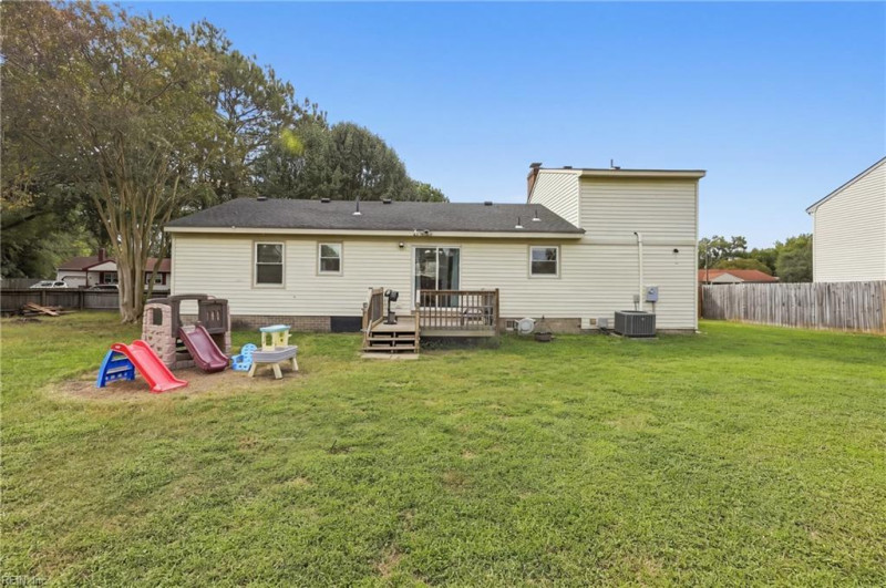 Photo 35 of 44 residential for sale in Chesapeake virginia