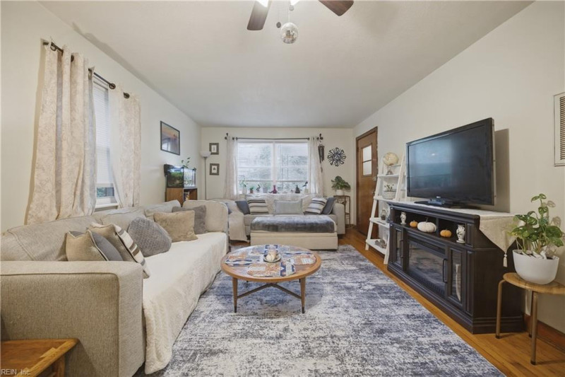 Photo 10 of 44 residential for sale in Norfolk virginia Photo 10 of 44 residential for sale in Norfolk virginia