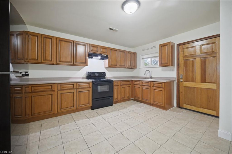 Photo 22 of 44 residential for sale in Norfolk virginia Photo 22 of 44 residential for sale in Norfolk virginia