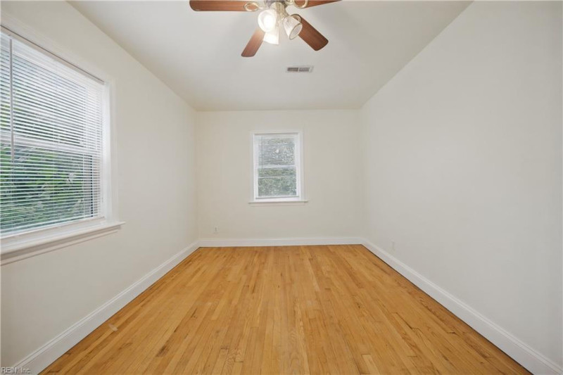 Photo 33 of 44 residential for sale in Norfolk virginia Photo 33 of 44 residential for sale in Norfolk virginia