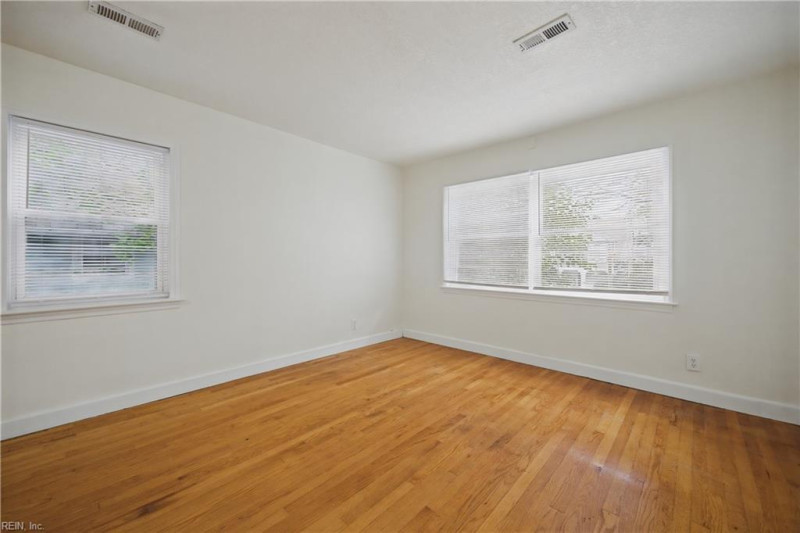 Photo 36 of 44 residential for sale in Norfolk virginia Photo 36 of 44 residential for sale in Norfolk virginia