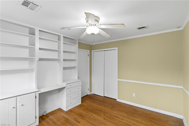 Photo 16 of 28 residential for sale in Hampton virginia