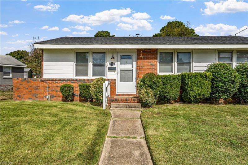 Photo 1 of 36 residential for sale in Chesapeake virginia