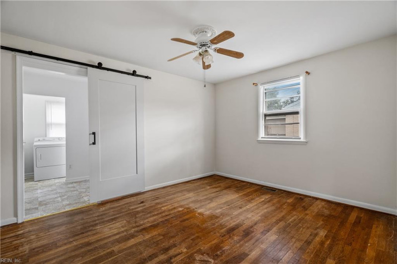 Photo 22 of 36 residential for sale in Chesapeake virginia