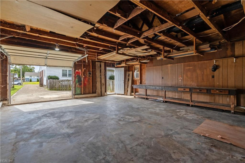 Photo 35 of 36 residential for sale in Chesapeake virginia