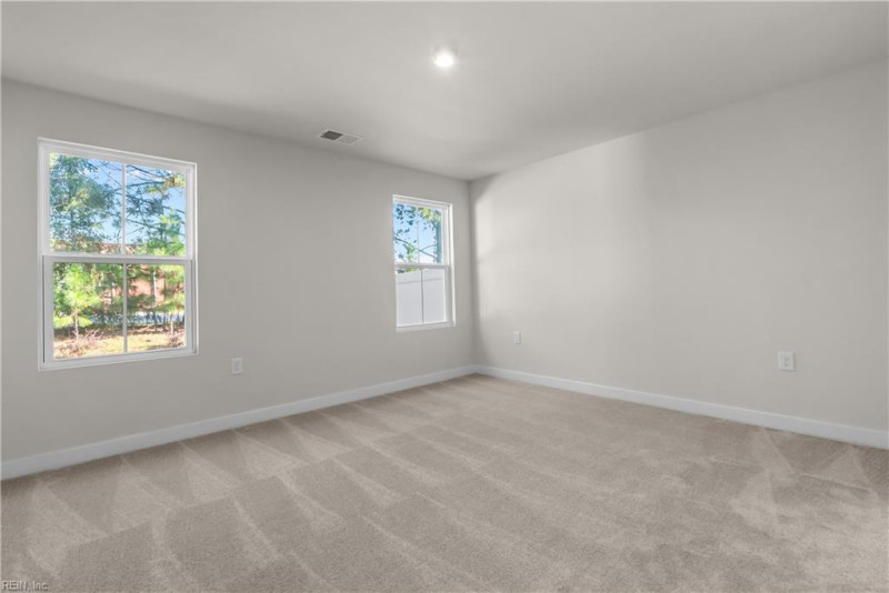 Photo 21 of 27 residential for sale in Suffolk virginia
