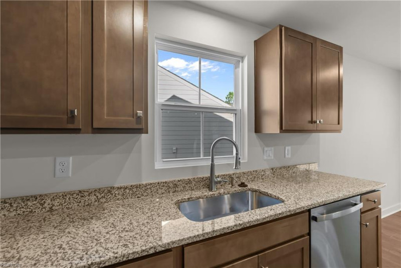 Photo 5 of 27 residential for sale in Suffolk virginia