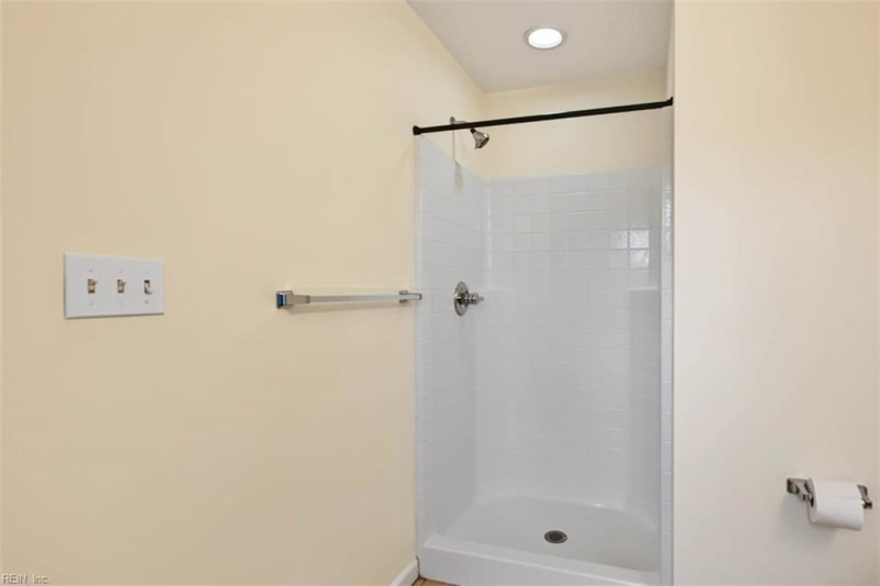 Photo 19 of 25 residential for sale in Norfolk virginia Photo 19 of 25 residential for sale in Norfolk virginia