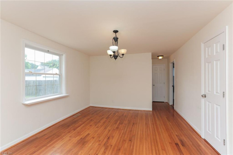 Photo 13 of 50 residential for sale in Norfolk virginia Photo 13 of 50 residential for sale in Norfolk virginia