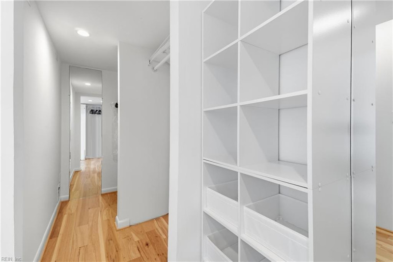 Photo 19 of 31 residential for sale in Norfolk virginia