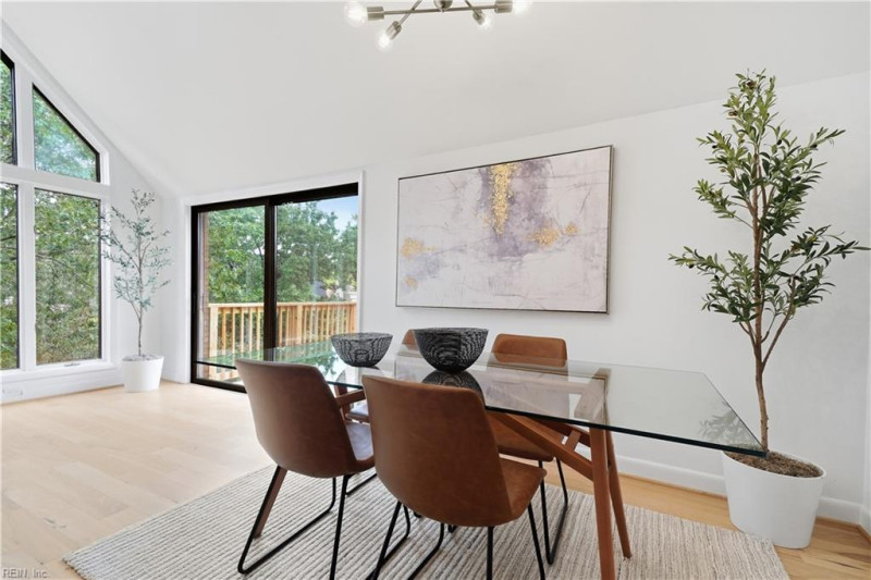 Photo 9 of 31 residential for sale in Norfolk virginia