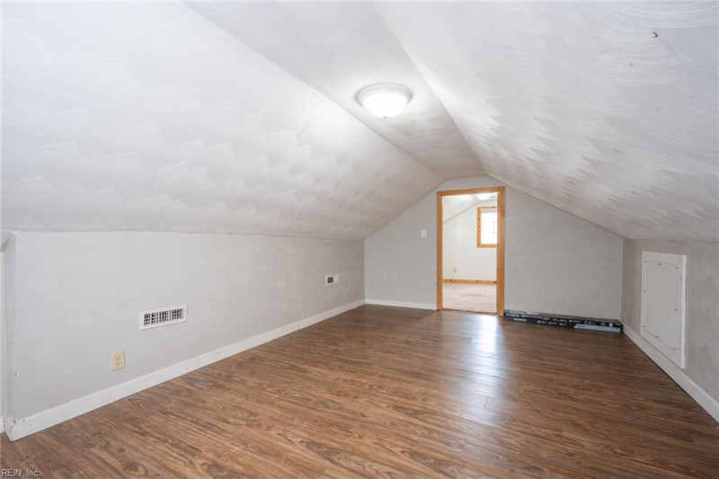 Photo 29 of 42 residential for sale in Portsmouth virginia