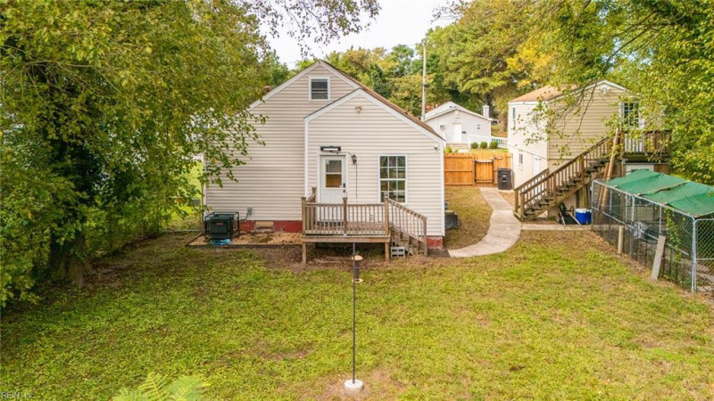 Photo 37 of 42 residential for sale in Portsmouth virginia