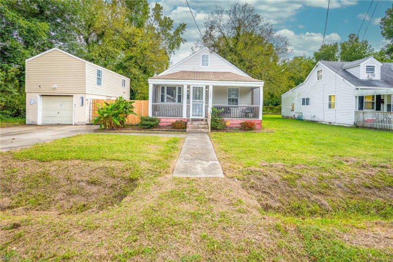 Photo 7 of 42 residential for sale in Portsmouth virginia