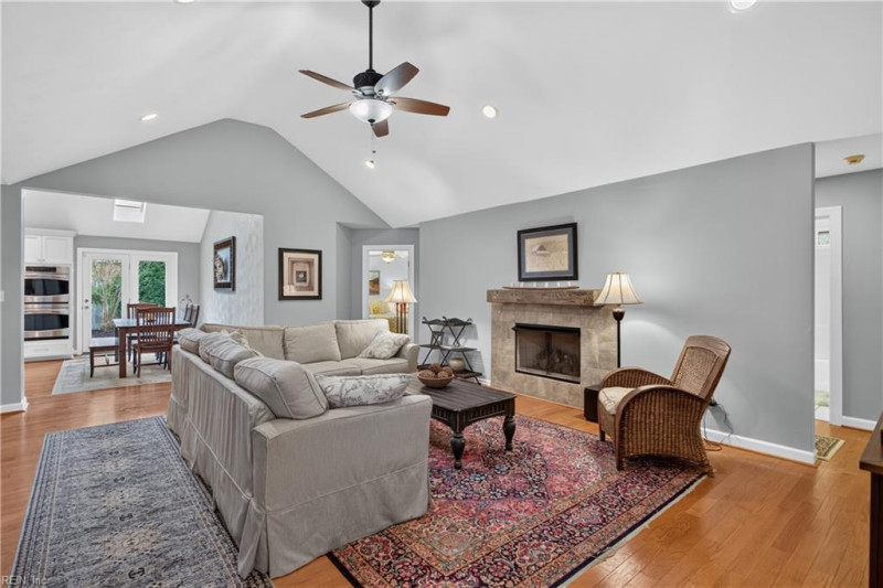 Photo 14 of 50 residential for sale in Chesapeake virginia Photo 14 of 50 residential for sale in Chesapeake virginia