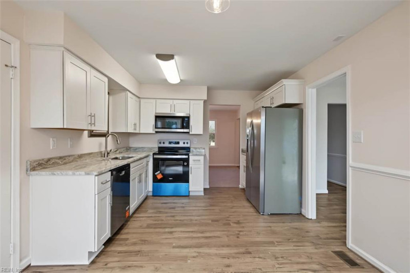 Photo 19 of 37 residential for sale in Virginia Beach virginia