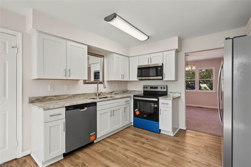 Photo 20 of 37 residential for sale in Virginia Beach virginia