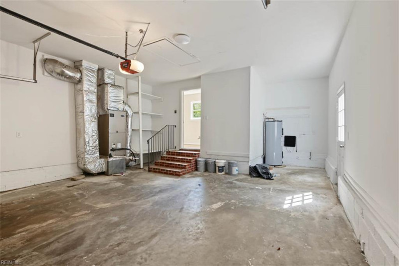 Photo 25 of 37 residential for sale in Virginia Beach virginia