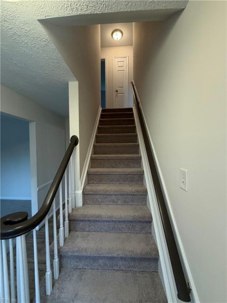 Photo 7 of 18 residential for sale in Virginia Beach virginia