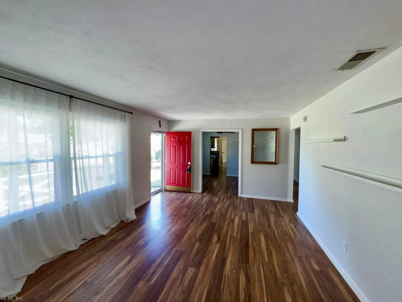 Photo 4 of 18 residential for sale in Virginia Beach virginia Photo 4 of 18 residential for sale in Virginia Beach virginia