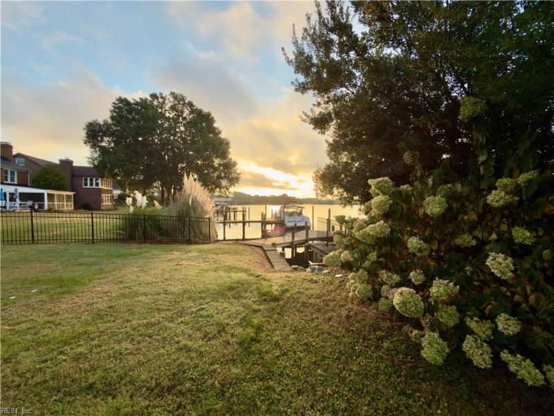 Photo 26 of 50 residential for sale in Poquoson virginia Photo 26 of 50 residential for sale in Poquoson virginia