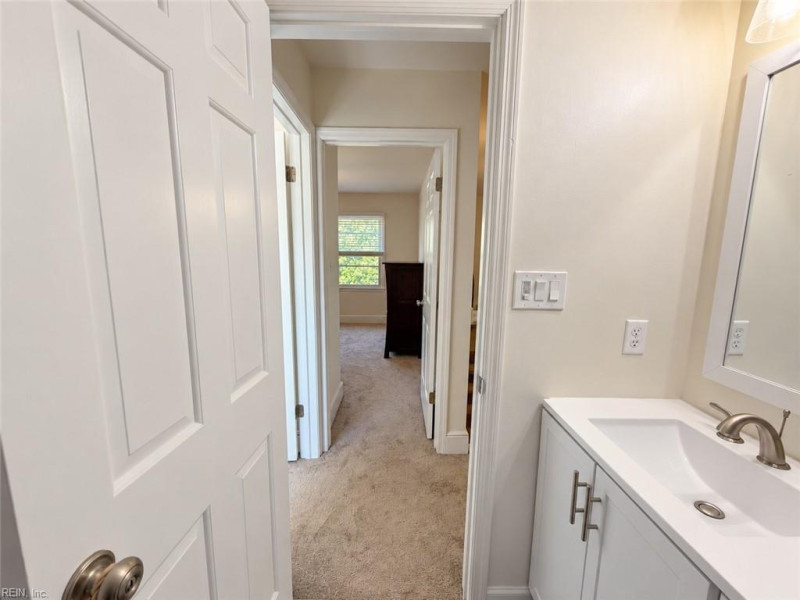 Photo 38 of 50 residential for sale in Poquoson virginia Photo 38 of 50 residential for sale in Poquoson virginia