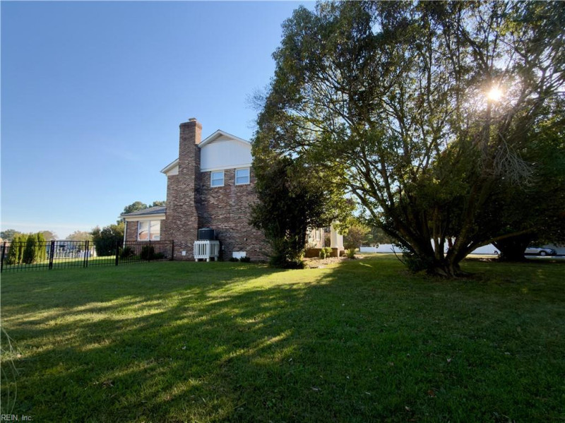 Photo 46 of 50 residential for sale in Poquoson virginia Photo 46 of 50 residential for sale in Poquoson virginia