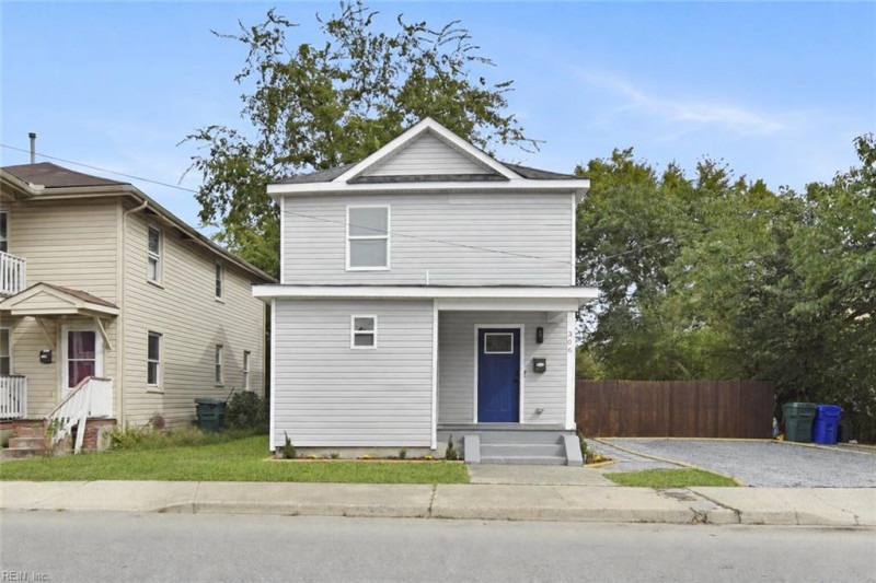 Photo 1 of 28 residential for sale in Suffolk virginia