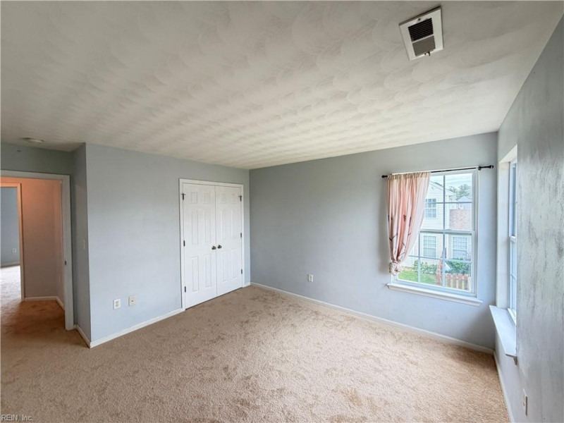 Photo 31 of 50 residential for sale in Chesapeake virginia Photo 31 of 50 residential for sale in Chesapeake virginia