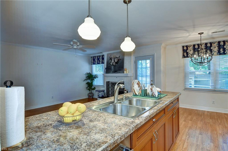 Photo 19 of 44 residential for sale in Virginia Beach virginia
