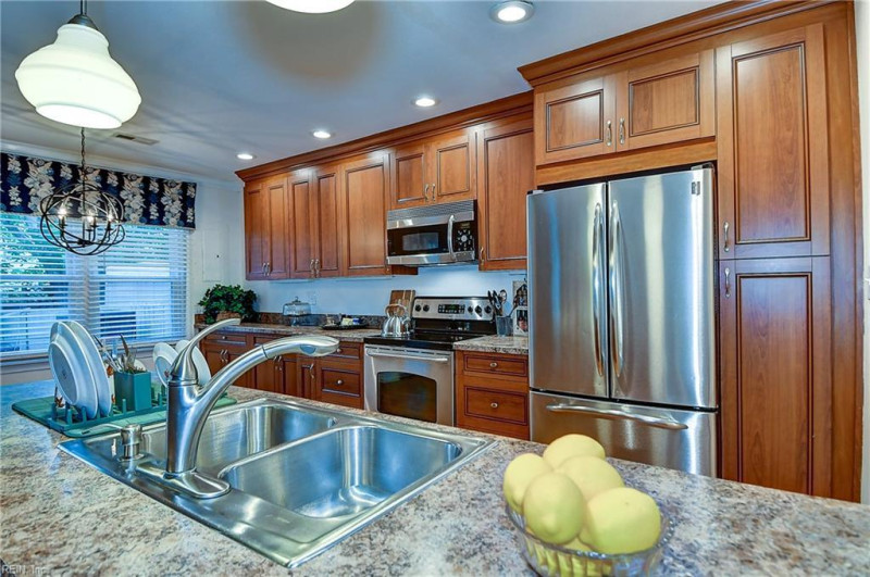 Photo 23 of 44 residential for sale in Virginia Beach virginia