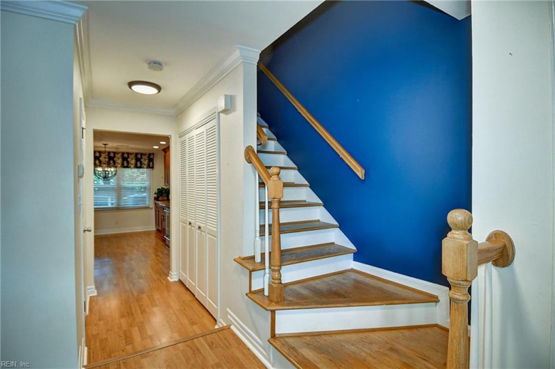 Photo 25 of 44 residential for sale in Virginia Beach virginia