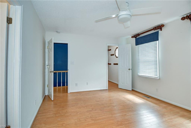 Photo 28 of 44 residential for sale in Virginia Beach virginia