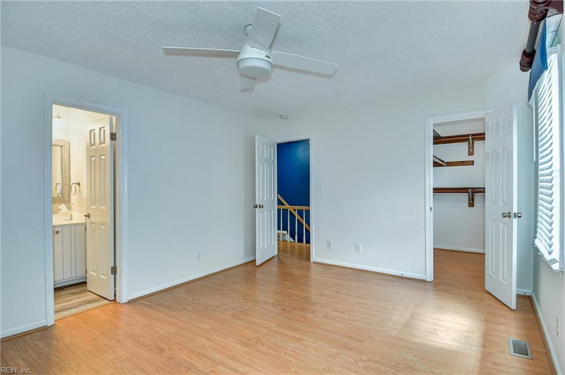 Photo 29 of 44 residential for sale in Virginia Beach virginia