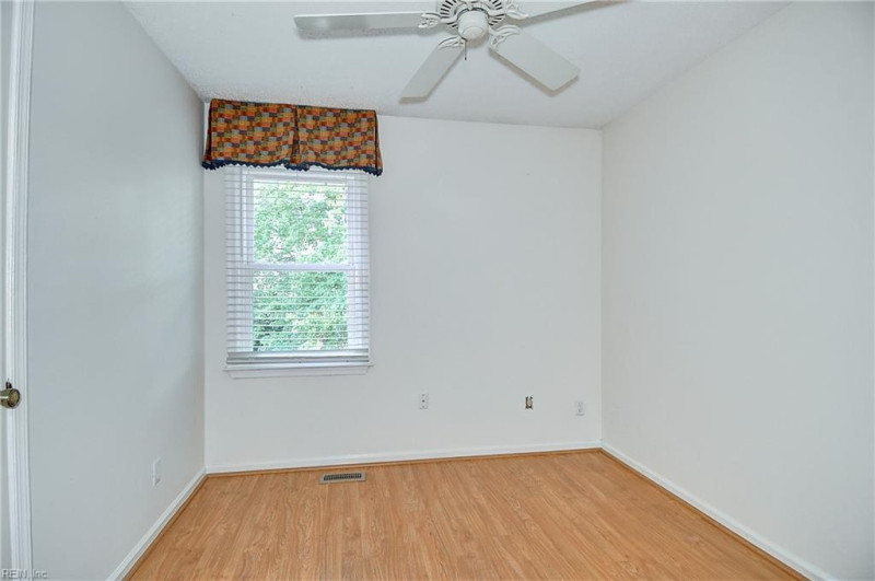 Photo 33 of 44 residential for sale in Virginia Beach virginia