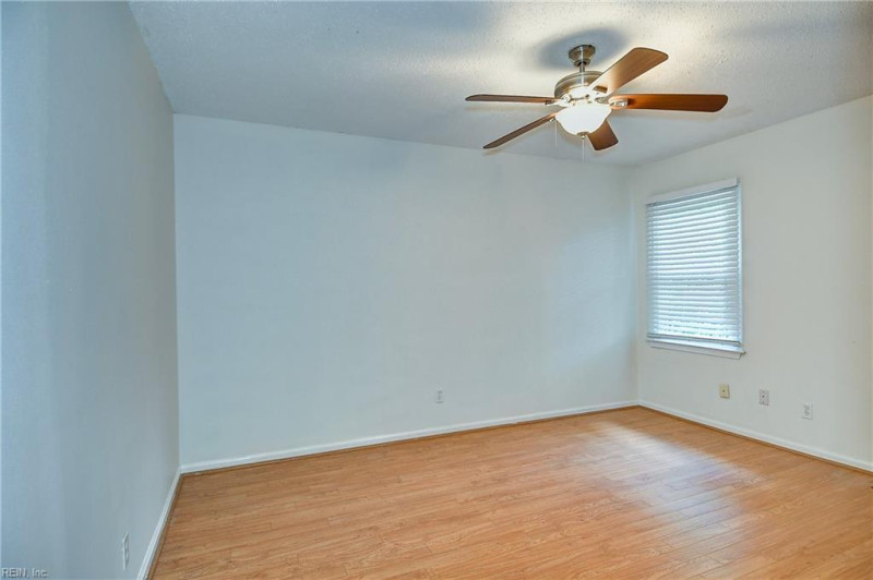 Photo 37 of 44 residential for sale in Virginia Beach virginia