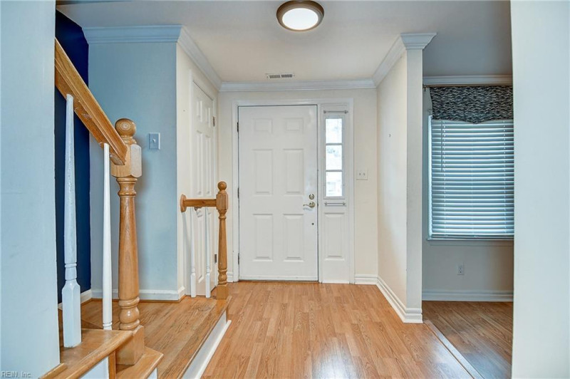 Photo 5 of 44 residential for sale in Virginia Beach virginia